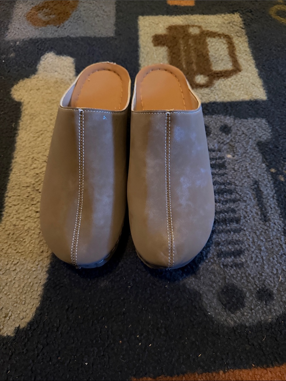 Men's Slip-On Mule in Taupe